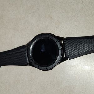 Samsung Gear S3 Frontier Smart Watch